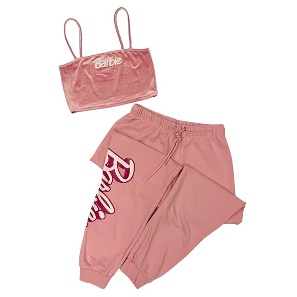 Barbie Pants - Forever 21 Barbie Pink Velvet Crop Top & Sweatpants Coordinating Set Size Medium